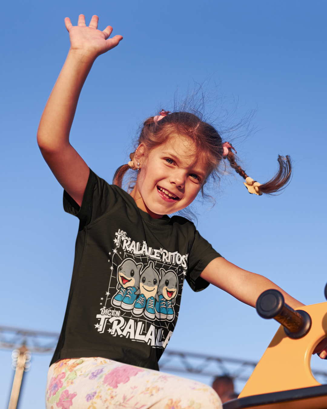 Los Tralaleritos Dicen Tralala Italian Brainrot T-Shirt